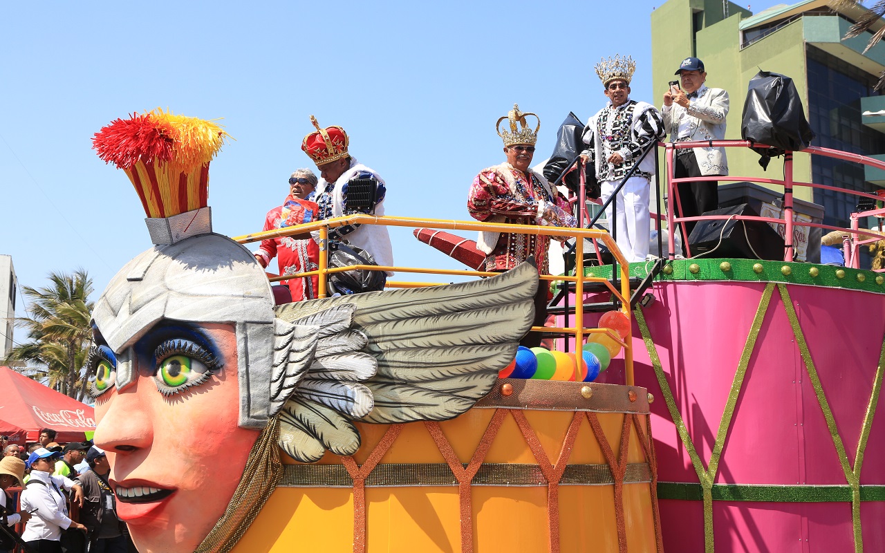 Carnival in Veracruz 2023: Facts, Costumes and Why Do They Celebrate ...